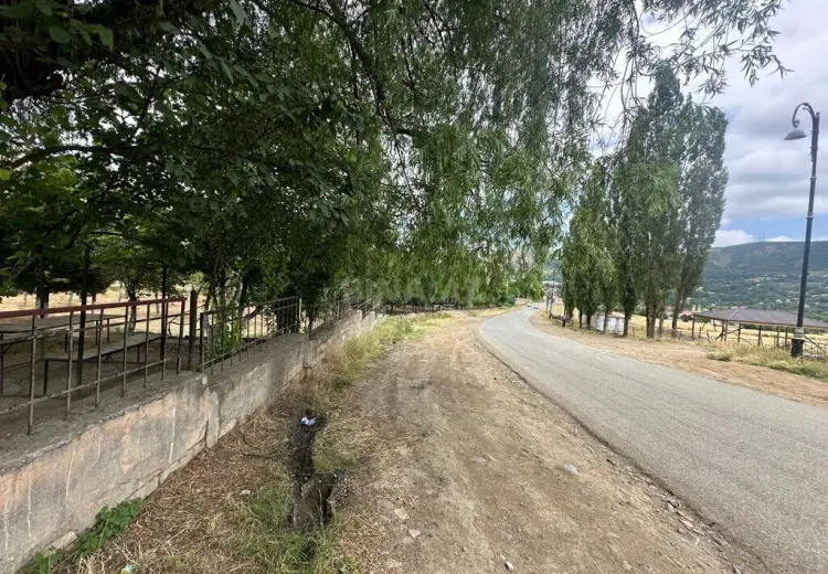 214 m² Obyekt / Ofis Satılır, Yardımlı