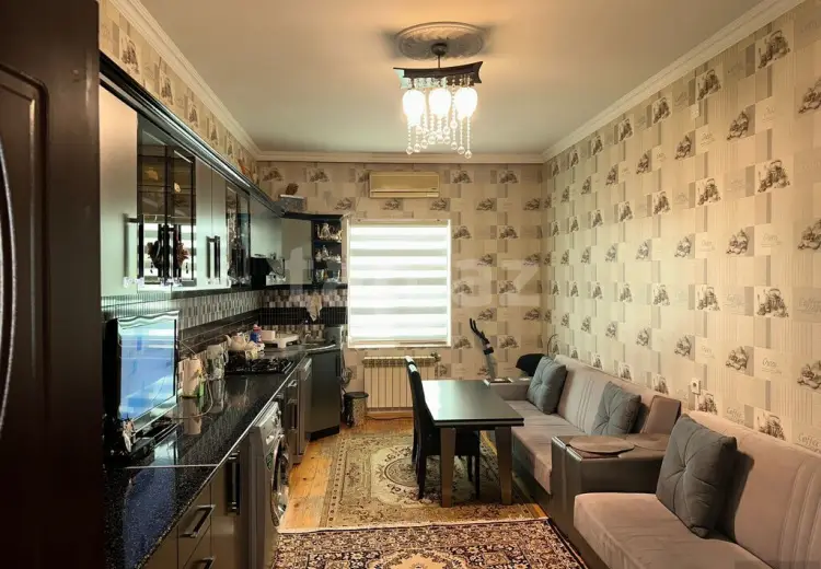 7 otaqlı mənzil , Şirvan