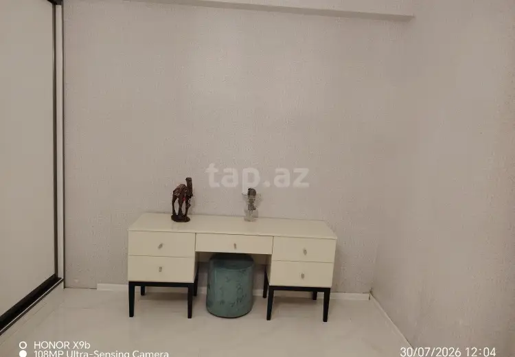 3 otaqlı mənzil , Bakı