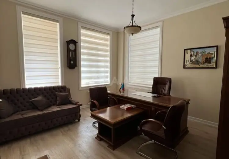 90 m² Obyekt / Ofis Kirayə (aylıq), Yasamal, Bakı