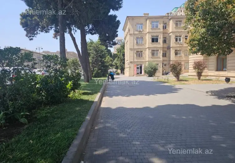 107 m² Obyekt / Ofis Satılır, Nərimanov, Bakı