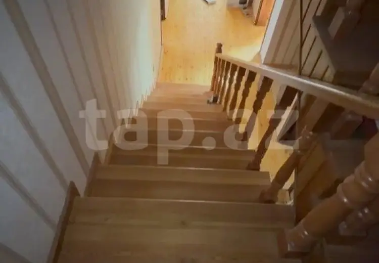 7 otaqlı mənzil , Bakı