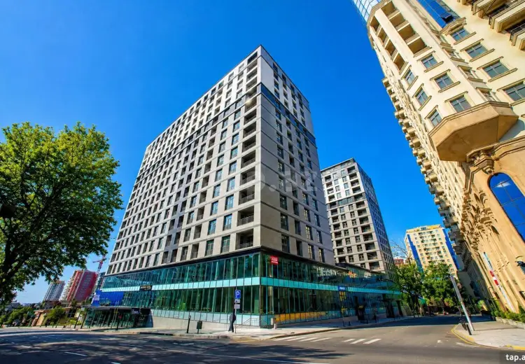 4 otaqlı mənzil , Bakı