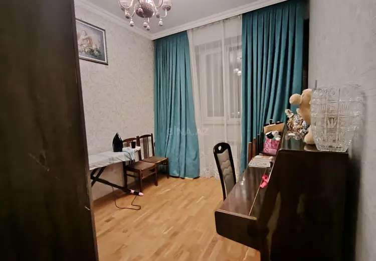 3 otaqlı mənzil Satılır, Xırdalan