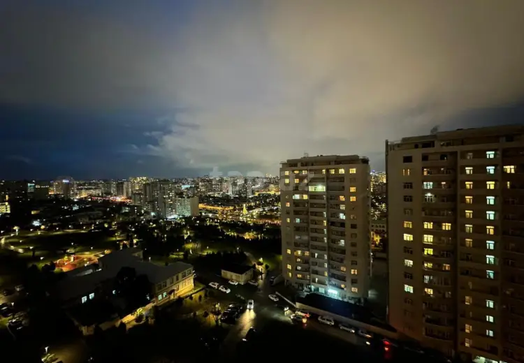 4 otaqlı mənzil , Bakı
