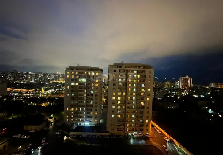 4 otaqlı mənzil , Bakı