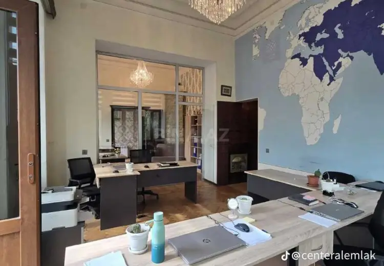 150 m² Obyekt / Ofis Kirayə (aylıq), Yasamal, Bakı