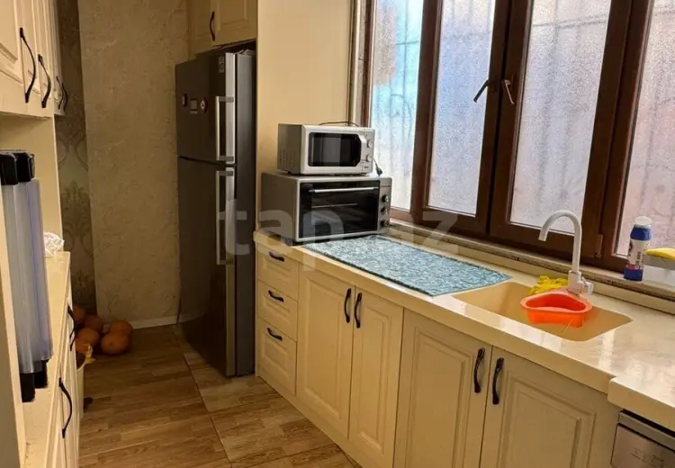 3 otaqlı mənzil , Xırdalan