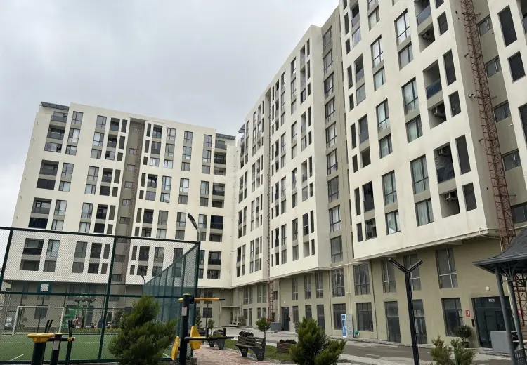 4 otaqlı mənzil , Bakı