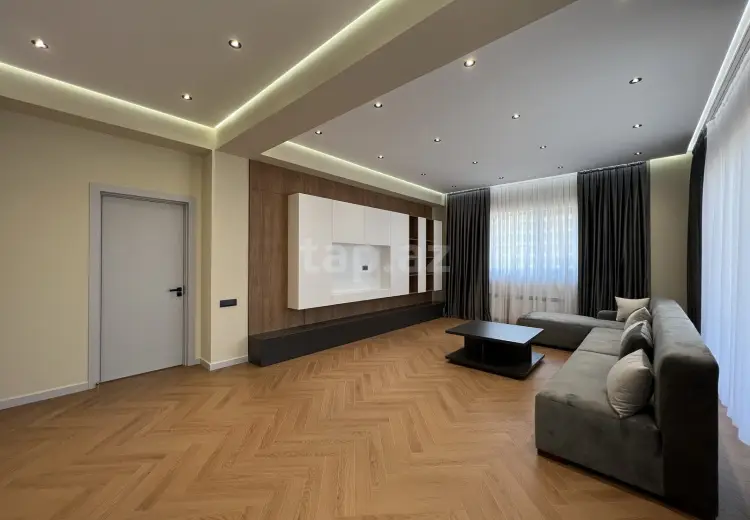 3 otaqlı mənzil , Bakı