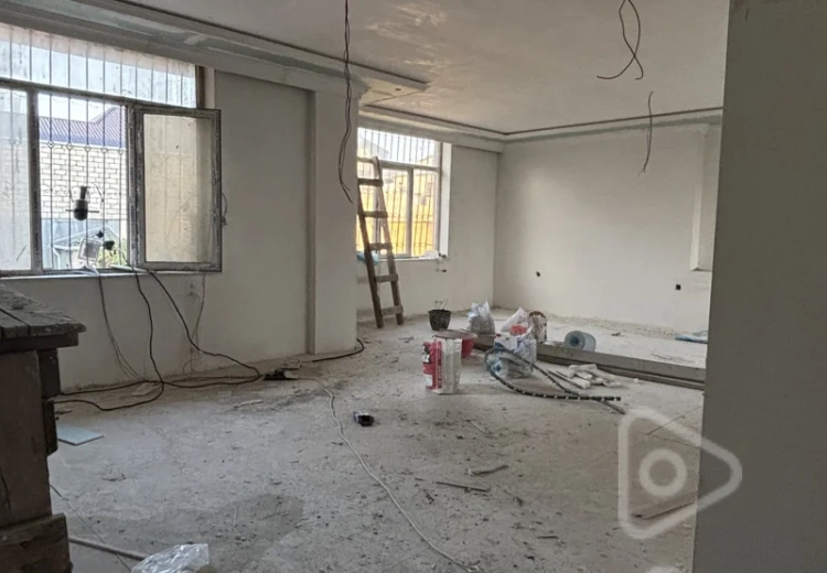 7 otaqlı mənzil Satılır, Bakı