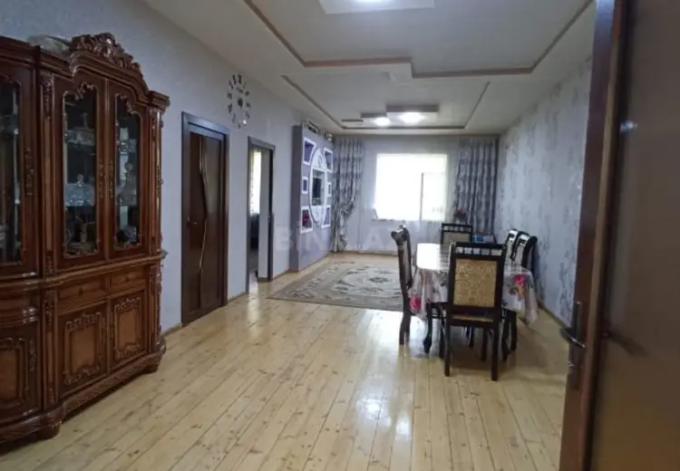 5 otaqlı mənzil Satılır, Qəbələ