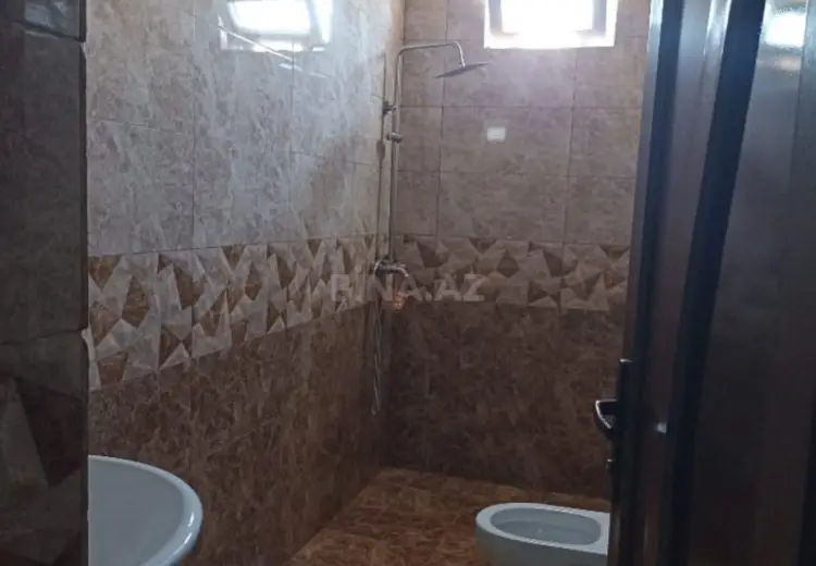5 otaqlı mənzil Satılır, Qəbələ