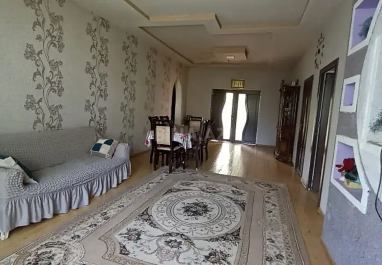 5 otaqlı mənzil Satılır, Qəbələ