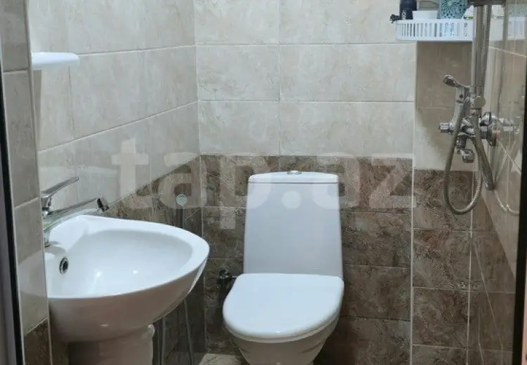 6 otaqlı mənzil , Xırdalan