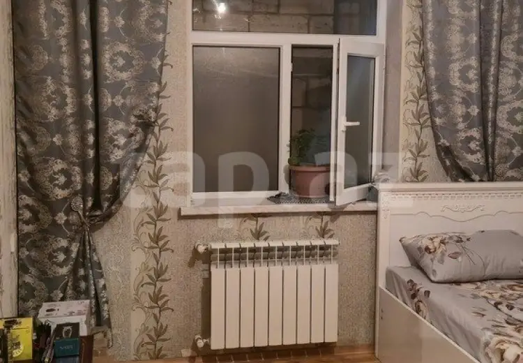 6 otaqlı mənzil , Xırdalan