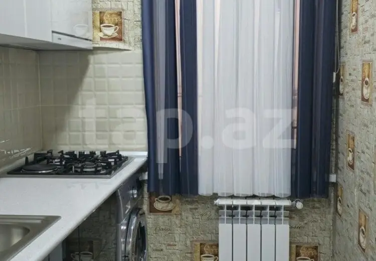 6 otaqlı mənzil , Xırdalan