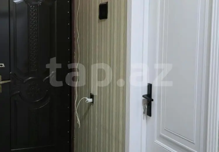 6 otaqlı mənzil , Xırdalan