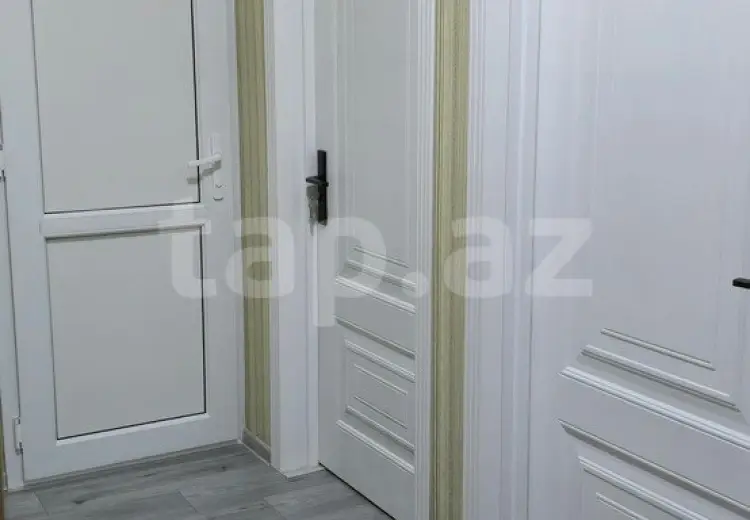 6 otaqlı mənzil , Xırdalan