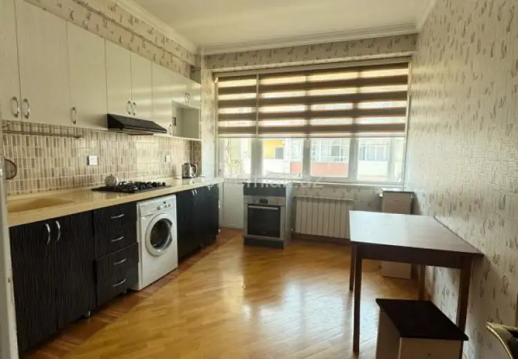 320 000 AZN - 3 otaqlı mənzil Satılır, Nizami, Bakı
