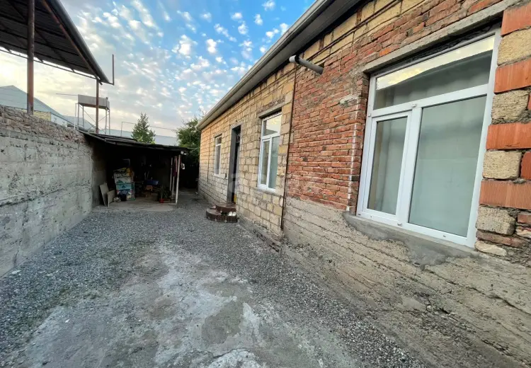 4 otaqlı mənzil , Gəncə