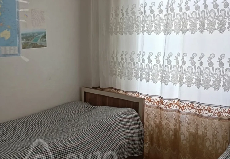 8 otaqlı mənzil Satılır, Bakı