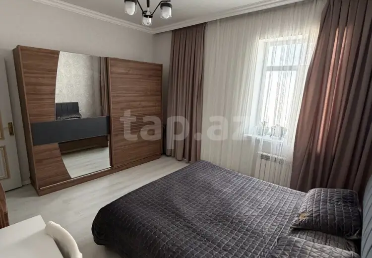 4 otaqlı mənzil , Bakı