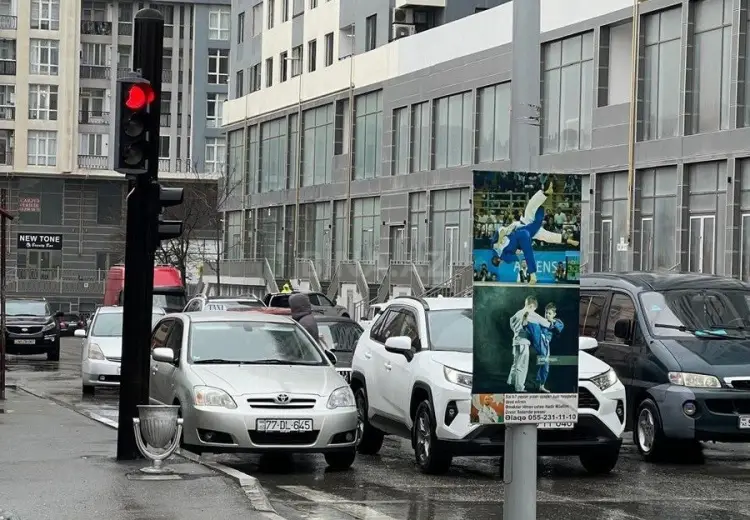 200 m² Obyekt / Ofis Kirayə (aylıq), Badamdar qəs., Səbail, Bakı
