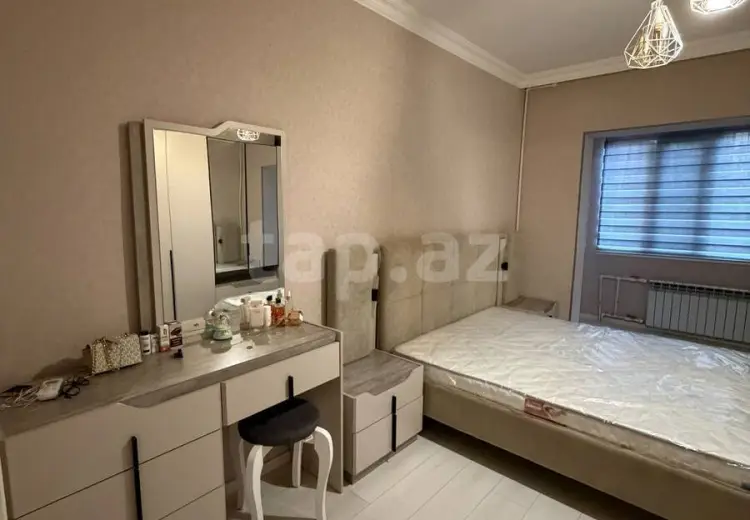 3 otaqlı mənzil , Bakı