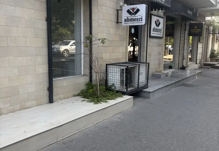 120 m² Obyekt / Ofis Satılır, 8-ci kilometr, Nizami, Bakı