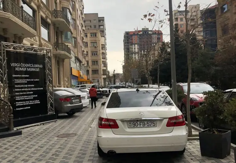 148 m² Obyekt / Ofis Satılır, Nərimanov, Bakı