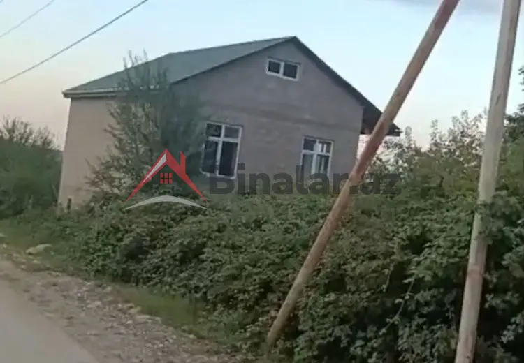 6 otaqlı mənzil Satılır, Quba