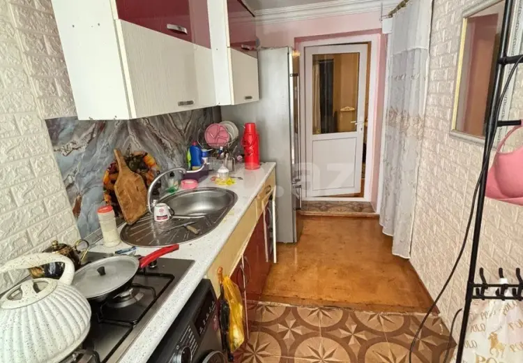 4 otaqlı mənzil , Bakı