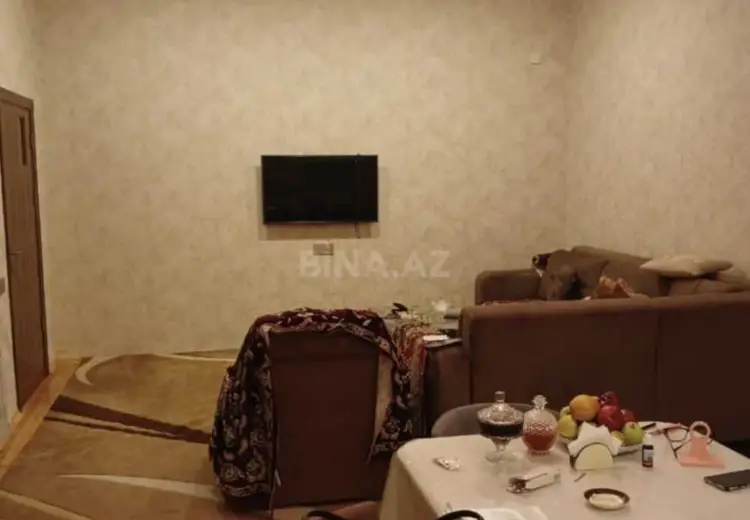 5 otaqlı mənzil Satılır, Gəncə