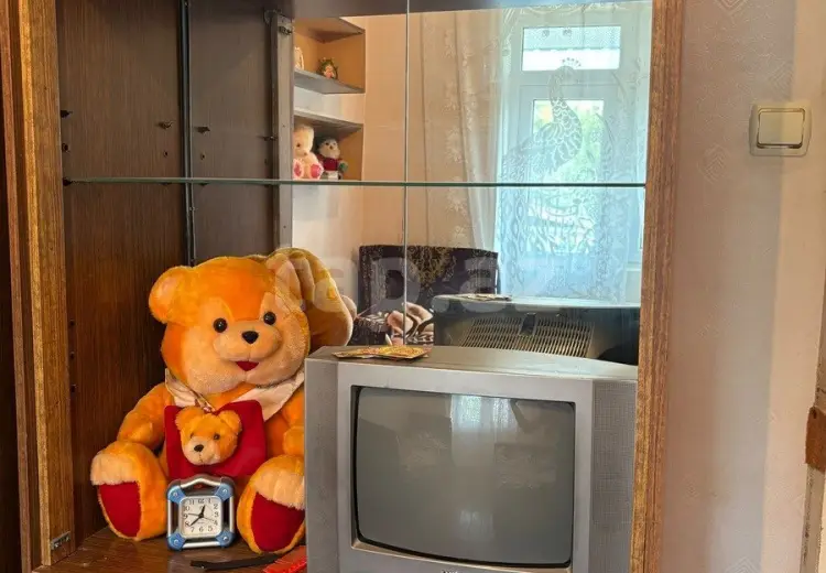5 otaqlı mənzil , Oğuz