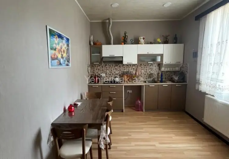 260 000 AZN - 5 otaqlı mənzil Satılır, Novxanı, Abşeron