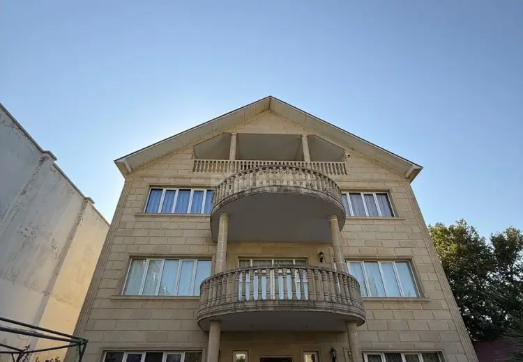 12 otaqlı mənzil Satılır, Badamdar qəs., Səbail, Bakı