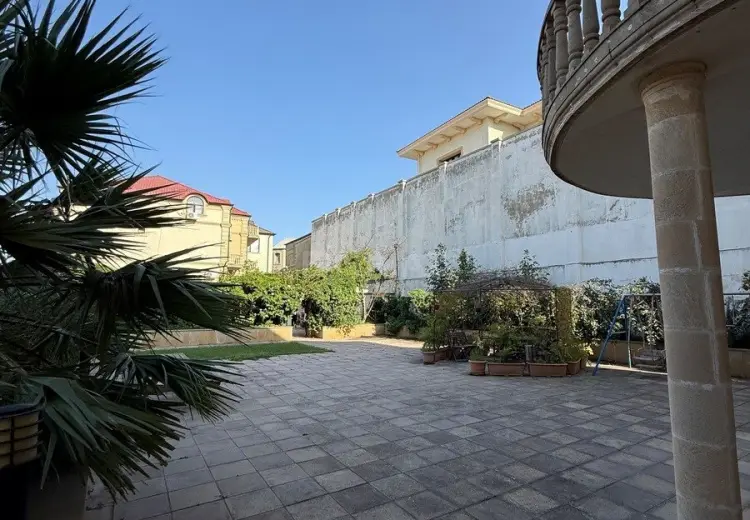 12 otaqlı mənzil Satılır, Badamdar qəs., Səbail, Bakı