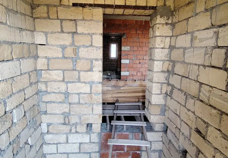 3 otaqlı mənzil , Şəki