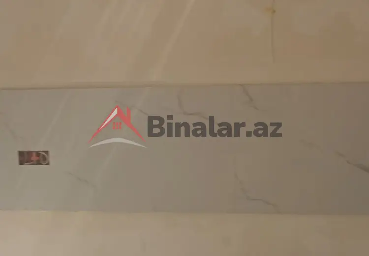 5 otaqlı mənzil Satılır, Gəncə