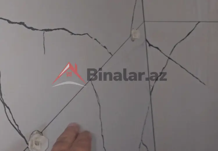 5 otaqlı mənzil Satılır, Gəncə