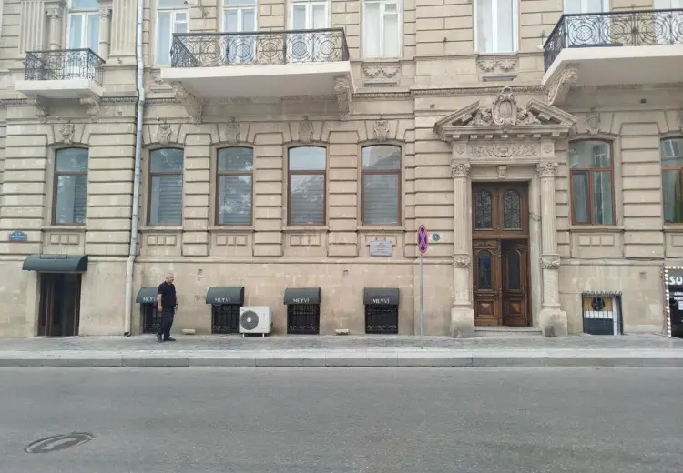 150 m² Obyekt / Ofis Kirayə (aylıq), Nərimanov, Bakı