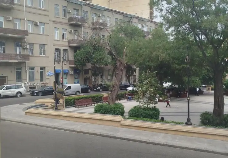 150 m² Obyekt / Ofis Kirayə (aylıq), Nərimanov, Bakı