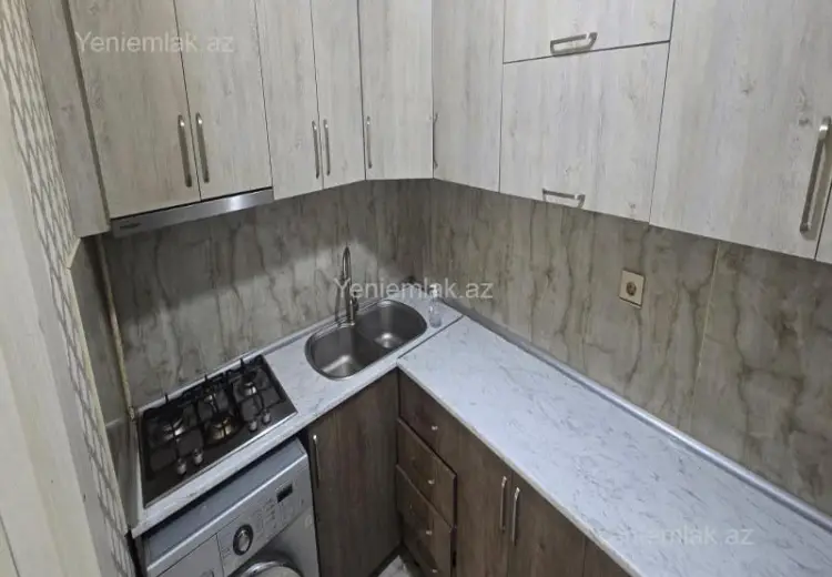 450 AZN - 3 otaqlı mənzil Kirayə (aylıq), 6-cı mikrorayon, Sumqayıt
