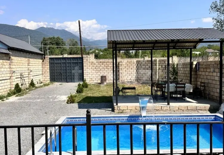 3 otaqlı mənzil , Qəbələ