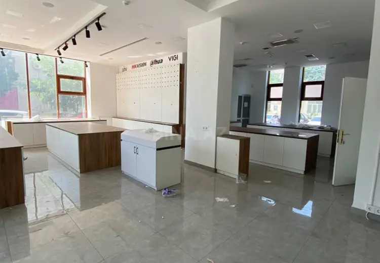 1400 m² Obyekt / Ofis Kirayə (aylıq), Yasamal, Bakı