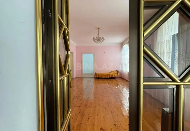 5 otaqlı mənzil Satılır, Quba