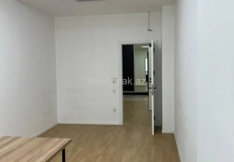 600 000 AZN - 4 otaqlı mənzil Satılır, Yasamal qəs., Yasamal, Bakı