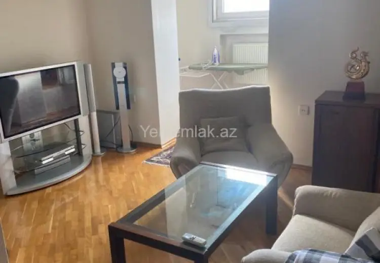 470 000 AZN - 5 otaqlı mənzil Satılır, Nizami, Bakı