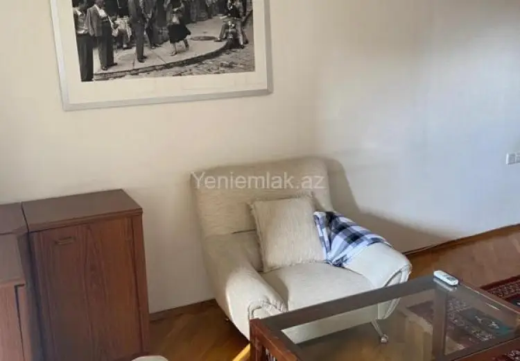 470 000 AZN - 5 otaqlı mənzil Satılır, Nizami, Bakı